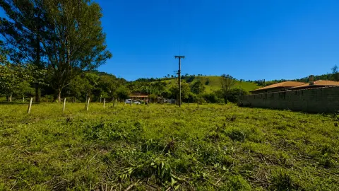 Lote à venda - Serranos