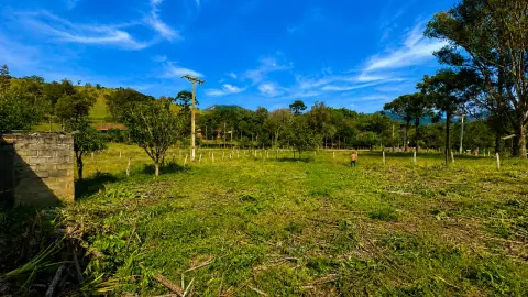 Lote à venda - Serranos